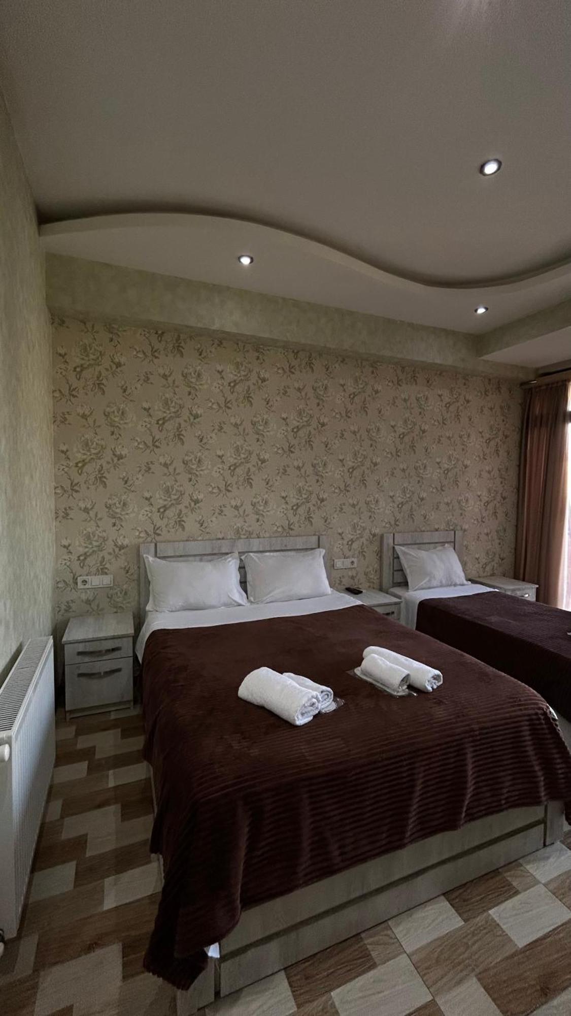 Hotel Tourist Tbilisi Exteriör bild
