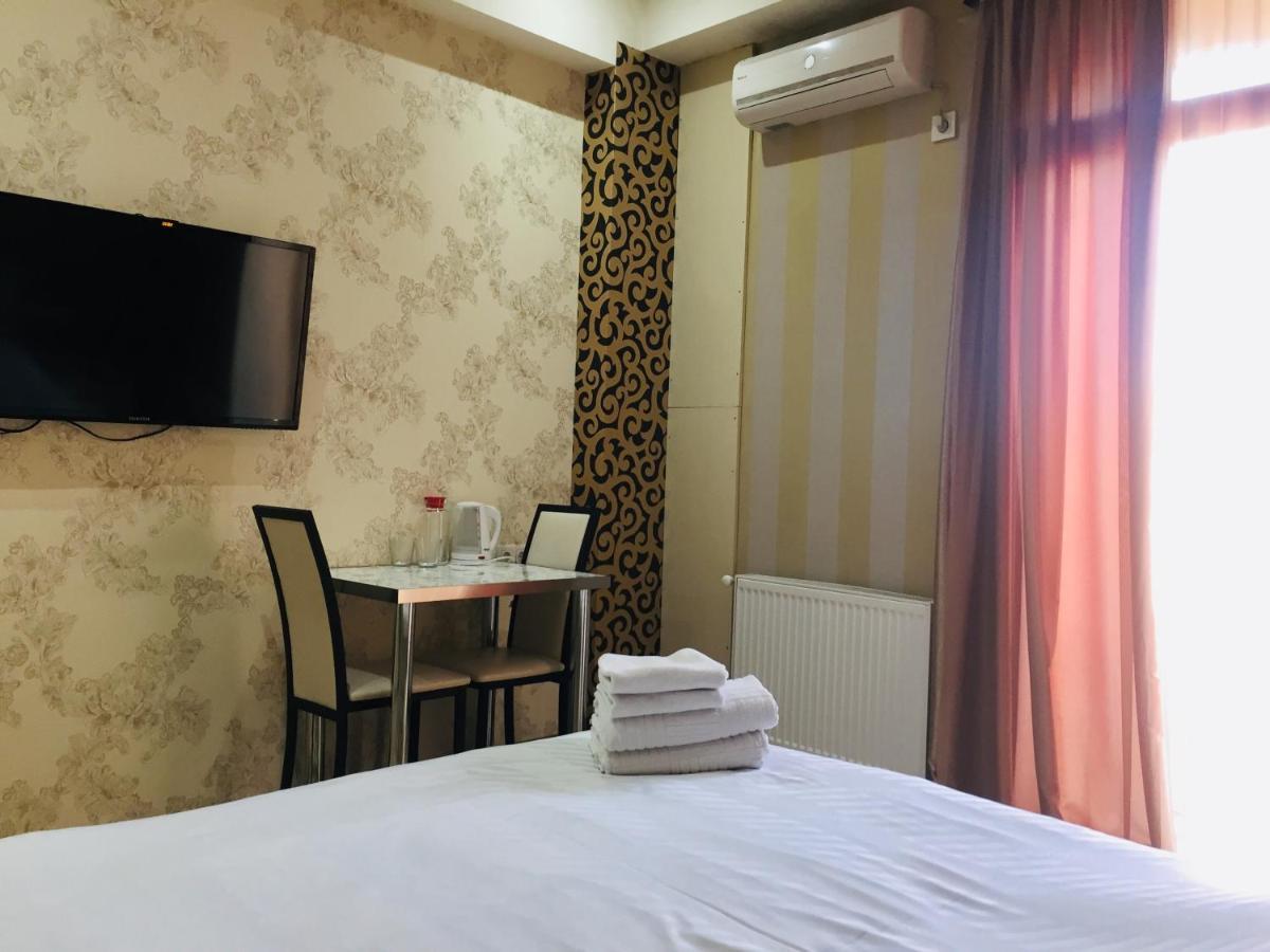 Hotel Tourist Tbilisi Exteriör bild